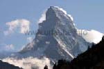 Das Matterhorn mit sanften Federwolken