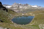 'Der Schwarzsee mit Ober Gabelhorn (4063 m), Wellenkuppe und Zinalrothorn (4221 m) im Hintergrund